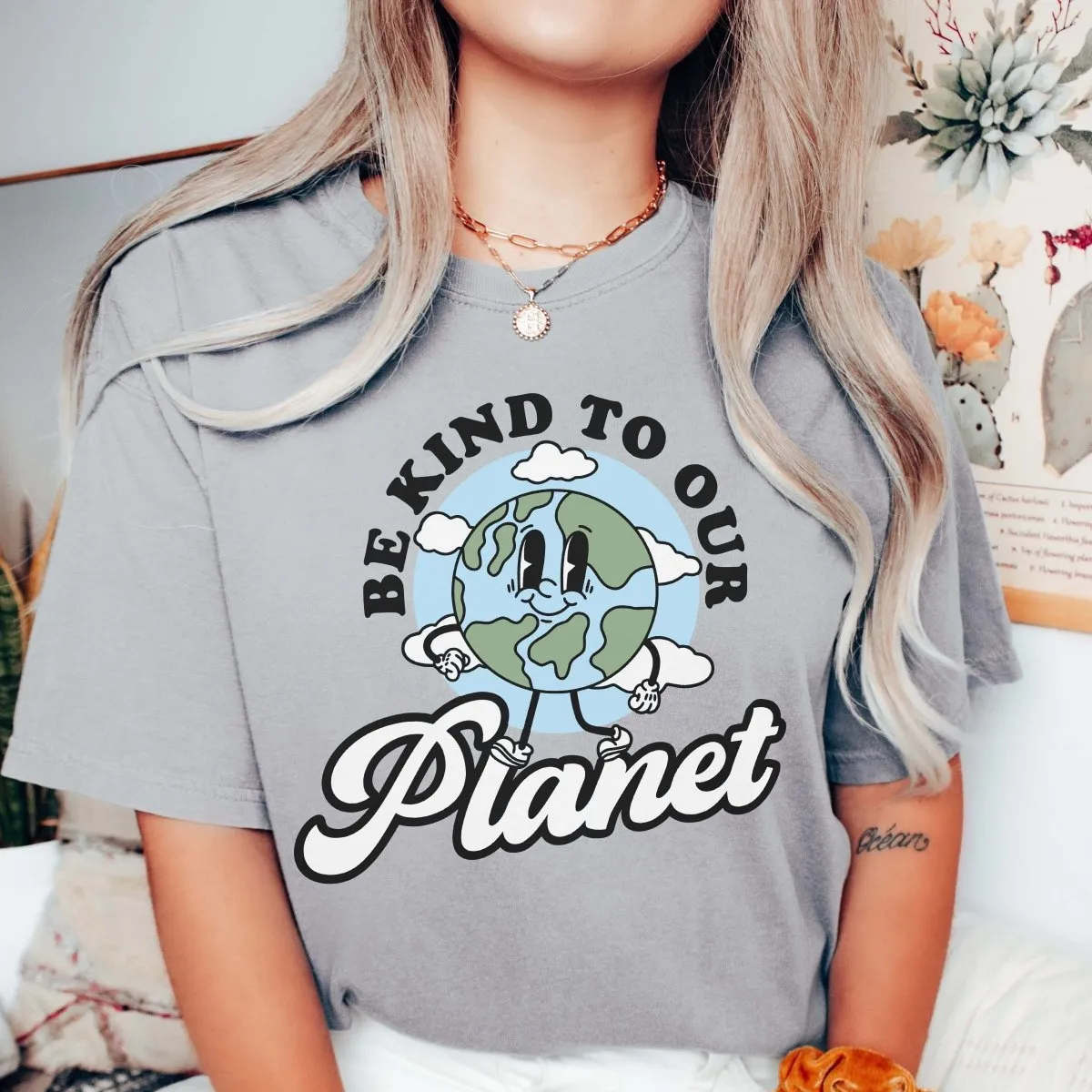 Be kind to our planet Comfort Color Tee
