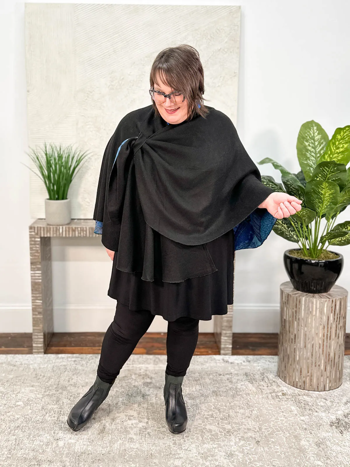 Cashmere Reversible Buckle Shawl, Paisley Blue Multi/Black